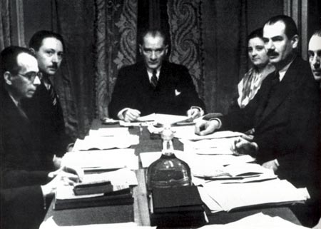 Siyah Beyaz Fotoğraflarla Atatürk Galerisi- 4