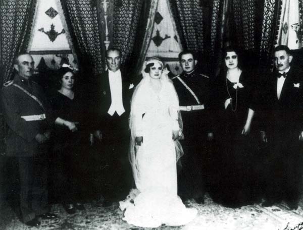 Siyah Beyaz Fotoğraflarla Atatürk Galerisi- 4