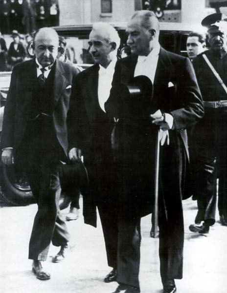 Siyah Beyaz Fotoğraflarla Atatürk Galerisi- 4