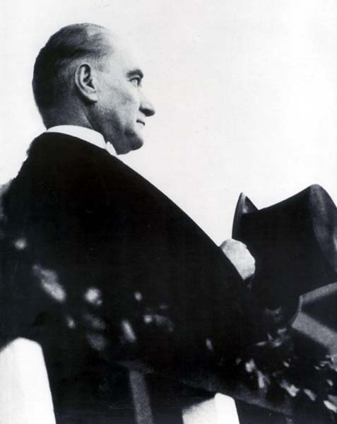 Siyah Beyaz Fotoğraflarla Atatürk Galerisi- 4