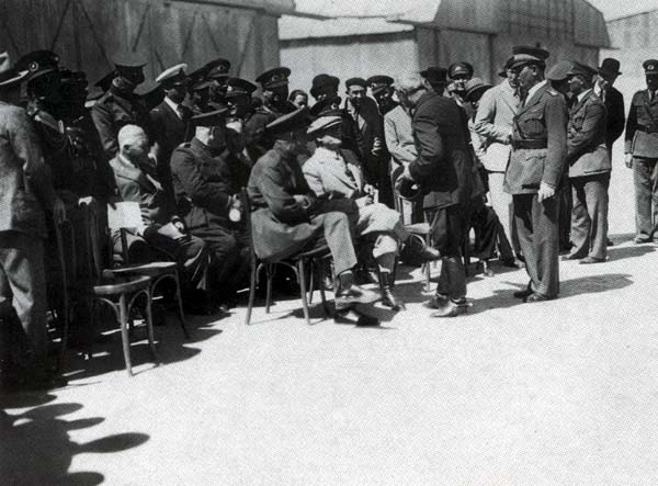 Siyah Beyaz Fotoğraflarla Atatürk Galerisi- 4