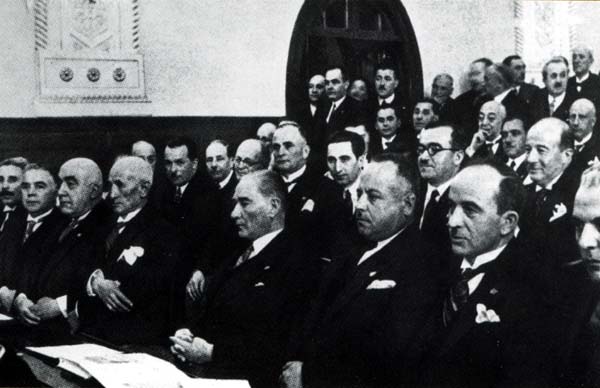 Siyah Beyaz Fotoğraflarla Atatürk Galerisi- 4