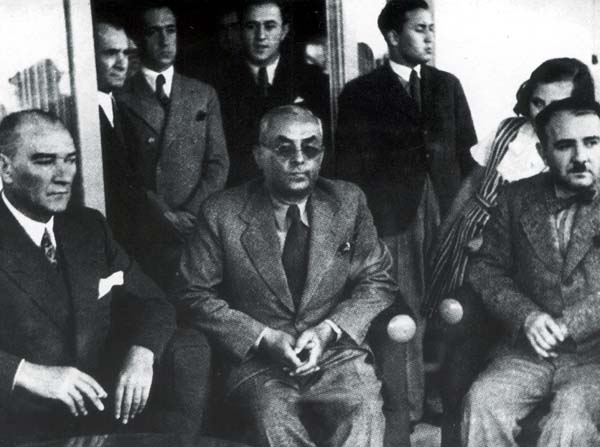 Siyah Beyaz Fotoğraflarla Atatürk Galerisi- 4