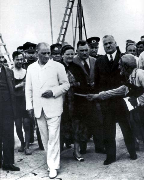 Siyah Beyaz Fotoğraflarla Atatürk Galerisi- 4