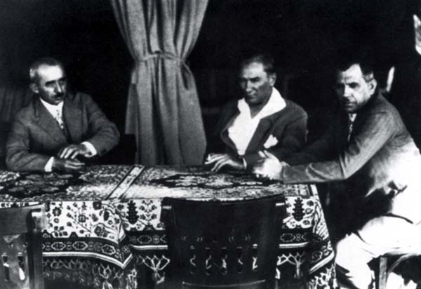 Siyah Beyaz Fotoğraflarla Atatürk Galerisi- 5