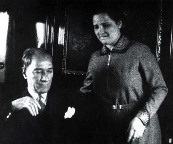 Siyah Beyaz Fotoğraflarla Atatürk Galerisi- 5