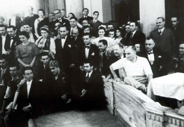 Siyah Beyaz Fotoğraflarla Atatürk Galerisi- 5