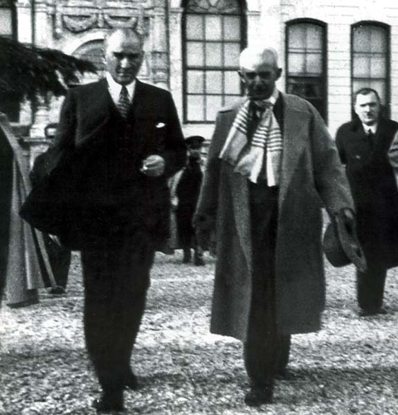 Siyah Beyaz Fotoğraflarla Atatürk Galerisi- 5