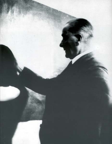 Siyah Beyaz Fotoğraflarla Atatürk Galerisi- 6