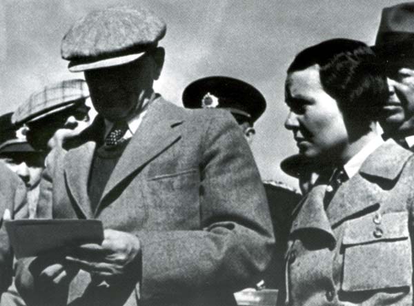 Siyah Beyaz Fotoğraflarla Atatürk Galerisi- 6