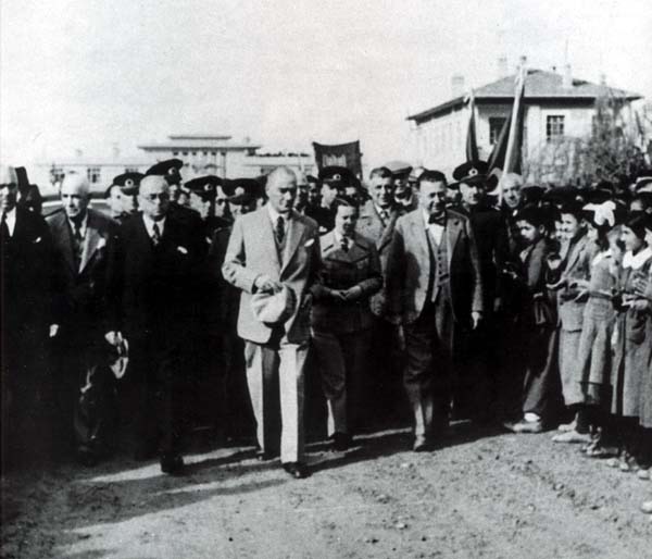 Siyah Beyaz Fotoğraflarla Atatürk Galerisi- 6