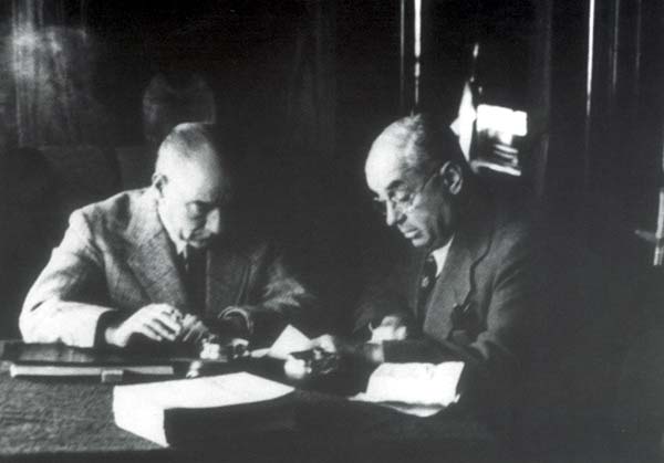 Siyah Beyaz Fotoğraflarla Atatürk Galerisi- 6