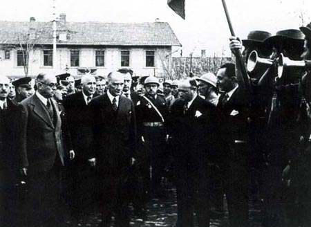 Siyah Beyaz Fotoğraflarla Atatürk Galerisi- 6