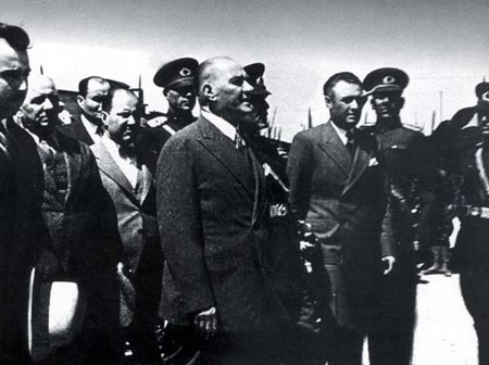 Siyah Beyaz Fotoğraflarla Atatürk Galerisi- 6