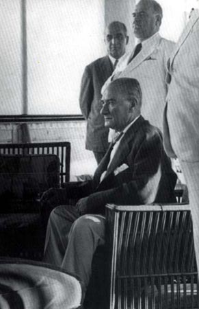 Siyah Beyaz Fotoğraflarla Atatürk Galerisi- 6