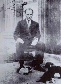 Siyah Beyaz Fotoğraflarla Atatürk Galerisi-7