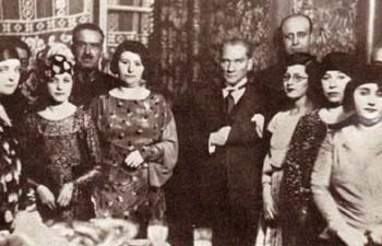 Siyah Beyaz Fotoğraflarla Atatürk Galerisi-7