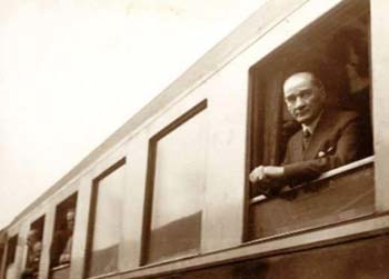 Siyah Beyaz Fotoğraflarla Atatürk Galerisi-7