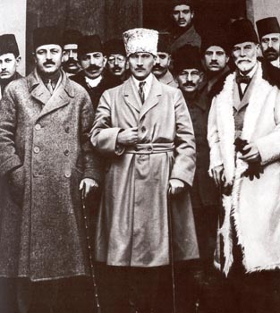 Siyah Beyaz Fotoğraflarla Atatürk Galerisi-7