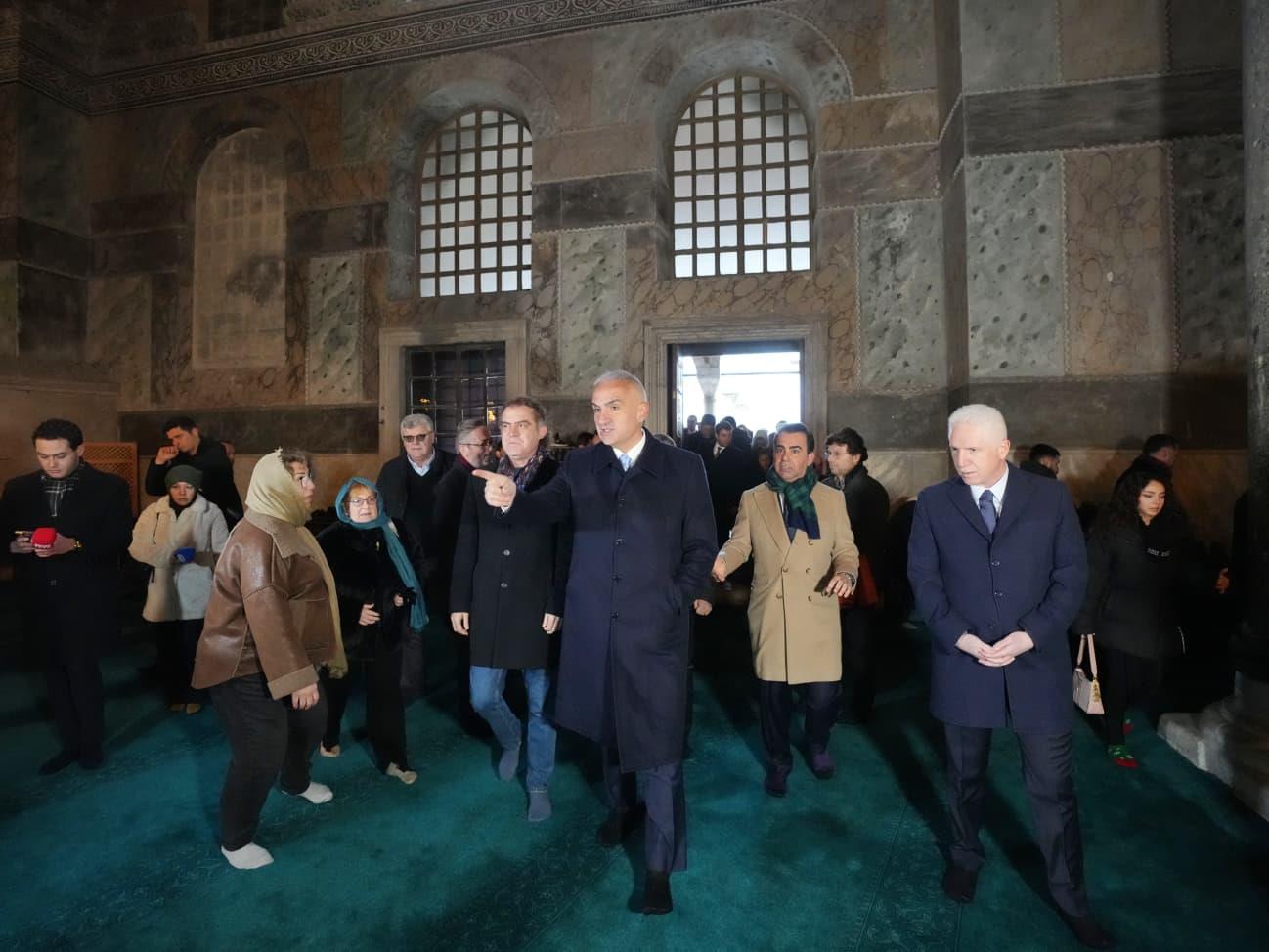 AYASOFYA’DA CUMHURİYET TARİHİNİN EN KAPSAMLI RESTORASYONU